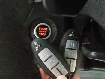 デリカミニ T プレミアム 未使用車 ターボ　4 WD