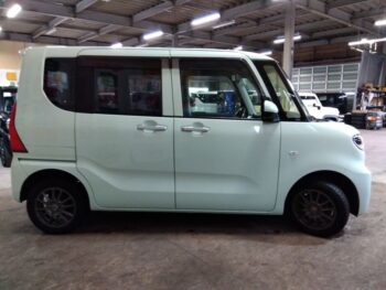 タント Ｌ　スマートアシスト非装着車 4WD