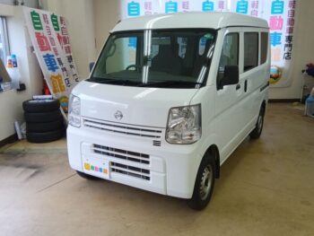 NV100クリッパーバン DX 4WD