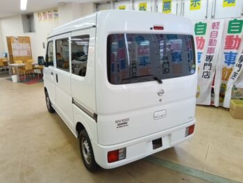 NV100クリッパーバン DX 4WD