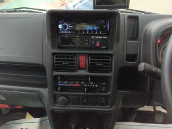 キャリイトラック 冷蔵冷凍車　2WAYサーモキング　4WD