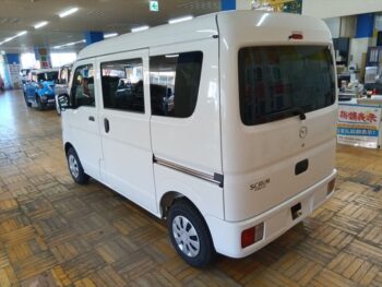スクラムバン PC　未使用車　4WD
