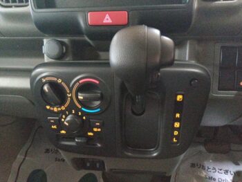 スクラムバン PC　未使用車　4WD