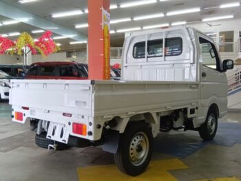 キャリイトラック KC　未使用車　4WD