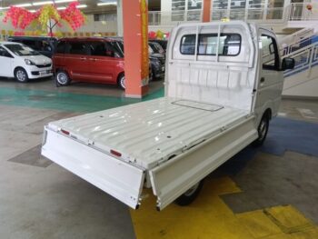 キャリイトラック KC　未使用車　4WD