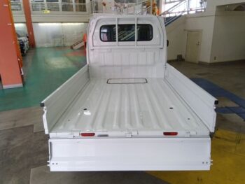 キャリイトラック KC　未使用車　4WD
