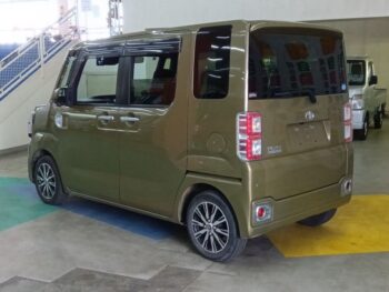 ピクシスメガ G　ターボ　SAⅢ　4WD