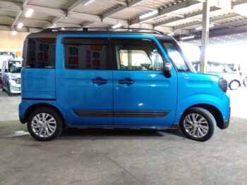 スペーシアギア ハイブリッドＸＺターボ 全方位モニター用カメラパッケージ装着車　4WD