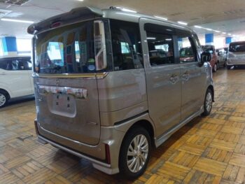 フレアワゴン カスタムスタイル ハイブリッドＸＧ 4WD