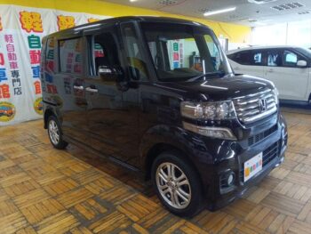N-BOXカスタム Ｇ・Ｌパッケージ 4WD