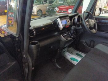 N-BOXカスタム Ｇ・Ｌパッケージ 4WD