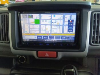 NV100クリッパーバン DX　4WD