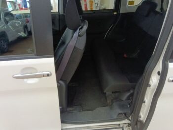 タントカスタム X 4WD