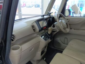 N-BOX G 4WD