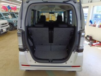 N-BOXカスタム G・Lパッケージ 4WD
