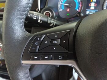 デイズ ハイウェイスターX　アラウンドビューモニター純正ナビ　ハイブリッド　4WD