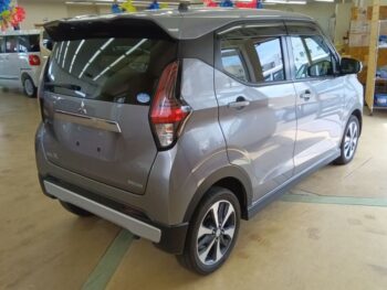 eKクロス T ターボ 4WD