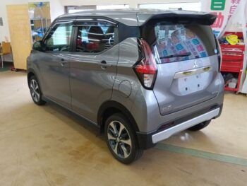 eKクロス T ターボ 4WD