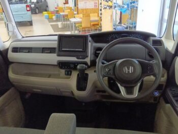 N-BOX G・L 4WD