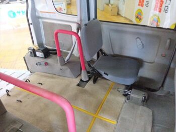 エブリイワゴン 車いす移動車  福祉車両 スローパー 4WD