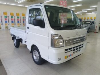 スクラムトラック KC　4WD 未使用車