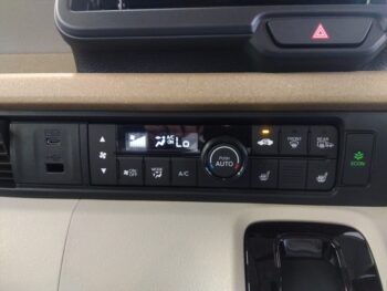 N-BOX 4WD