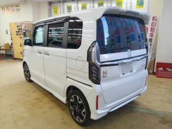 N-BOXカスタム Ｇ・Ｌターボ ホンダセンシング 4WD