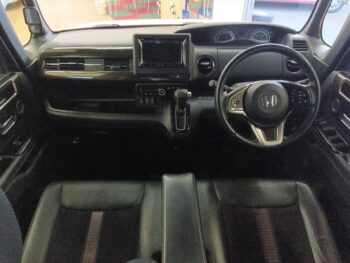 N-BOXカスタム Ｇ・Ｌターボ ホンダセンシング 4WD