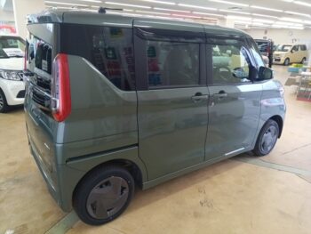 ルークス Ｓ 後期型 未使用車 4WD