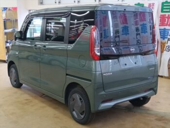 ルークス Ｓ 後期型 未使用車 4WD