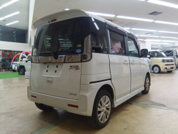 スペーシアカスタムZ ユーティリティパッケージ装着車 4WD