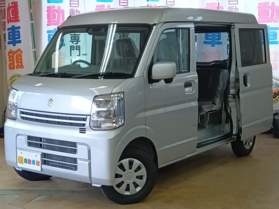エブリイバン PC 未使用車 4WD