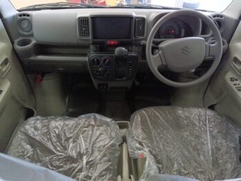 エブリイバン PC　未使用車　4WD