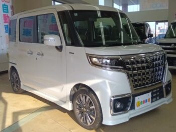 スペーシアカスタム ハイブリッドXS　後期型　４WD