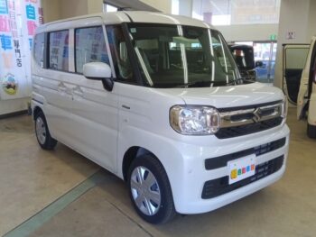 スペーシア ハイブリッドX　セーフティプラスパッケージ装着車　未使用車　４WD