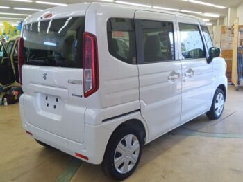 スペーシア ハイブリッドX　セーフティプラスパッケージ装着車　未使用車　４WD