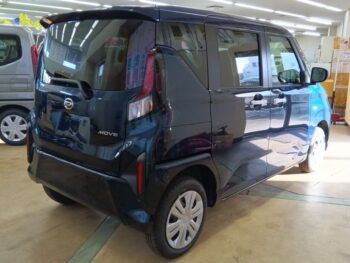 ムーヴ X 未使用車 4WD
