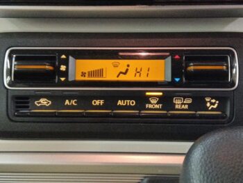 スペーシア ハイブリッドX　純正ナビTVバックカメラ　４WD