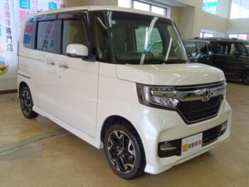N-BOXカスタム G・EXターボホンダセンシング　４WD