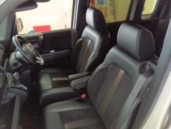 N-BOXカスタム G・EXターボホンダセンシング　４WD