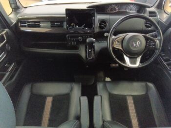 N-BOXカスタム G・EXターボホンダセンシング　４WD