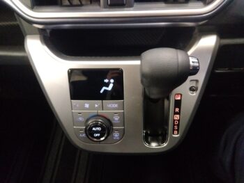 キャスト アクティバ　G　SAⅡ　純正ナビTV　4WD