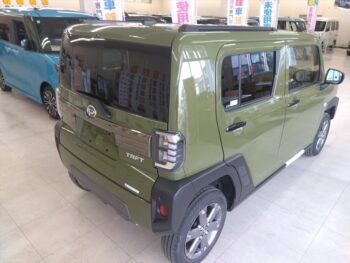 タフト G　ダーククロムベンチャー　未使用車　4WD