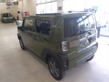 タフト G　ダーククロムベンチャー　未使用車　4WD