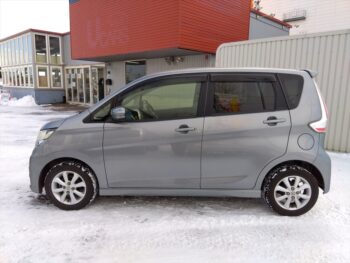 デイズ ハイウェイスターＸ 純正ナビＴＶ アラウンドビューモニター 後期型 4WD