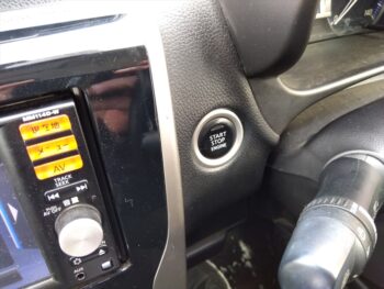 デイズ ハイウェイスターＸ 純正ナビＴＶ アラウンドビューモニター 後期型 4WD