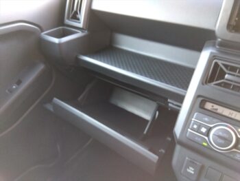 タフト Ｘターボ 未使用車 4WD