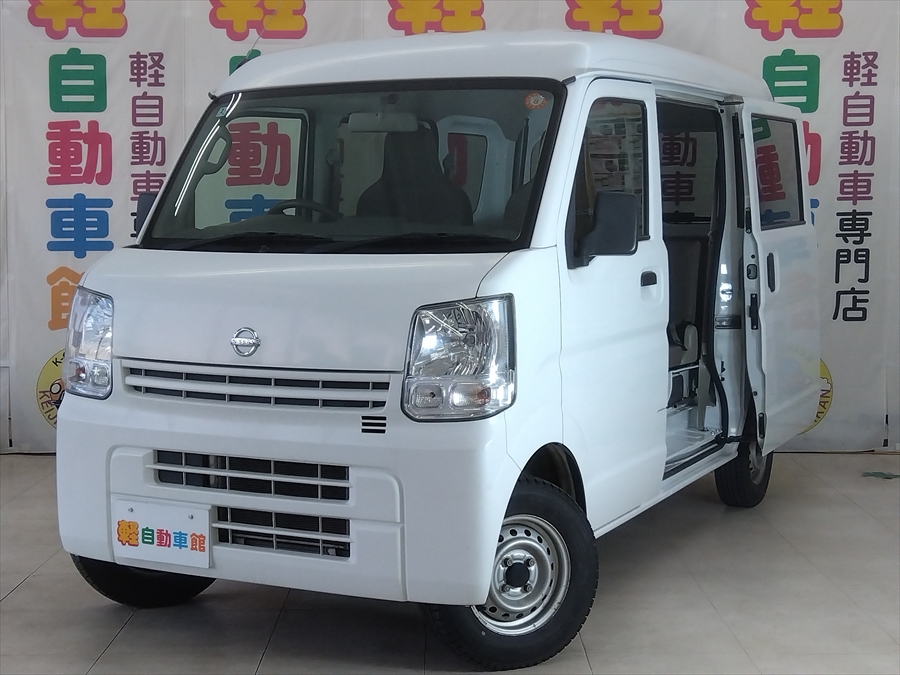 NV100クリッパーバン DX　ナビ付　4WD