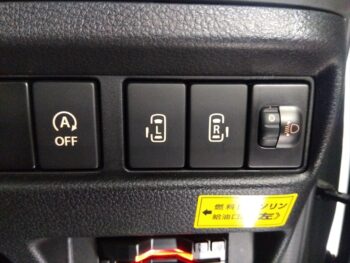 スペーシア HYBRID X　ナビ・バックカメラ　4WD