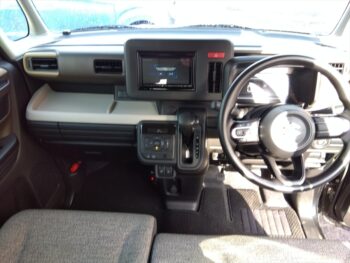 スペーシア ハイブリッドＧ ナビ・バックカメラ 4WD